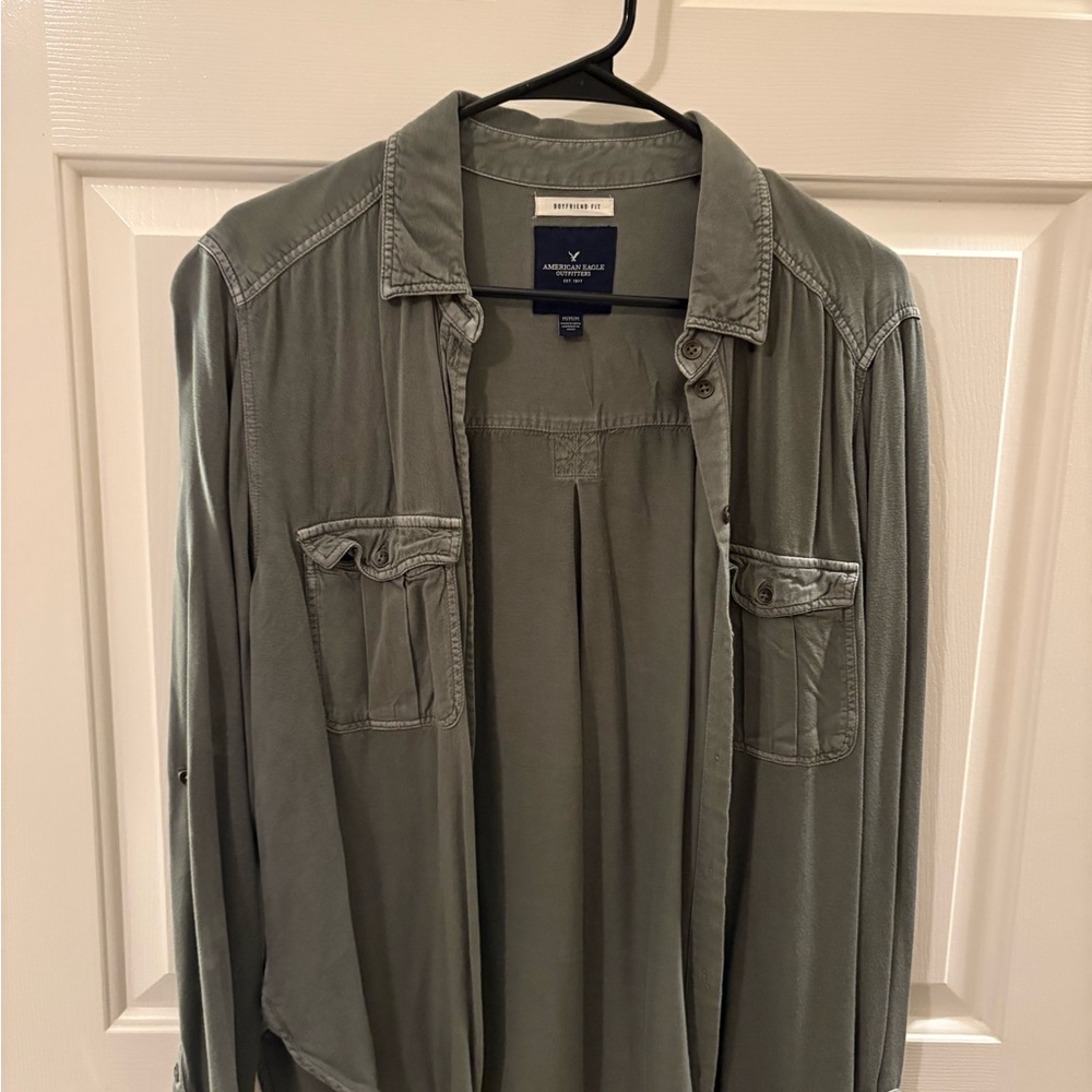 American Eagle Outfitters Sage Green Shirt Jacket